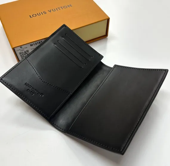 Обложка для паспорта Louis Vuitton Monogram
