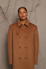 Двубортное пальто