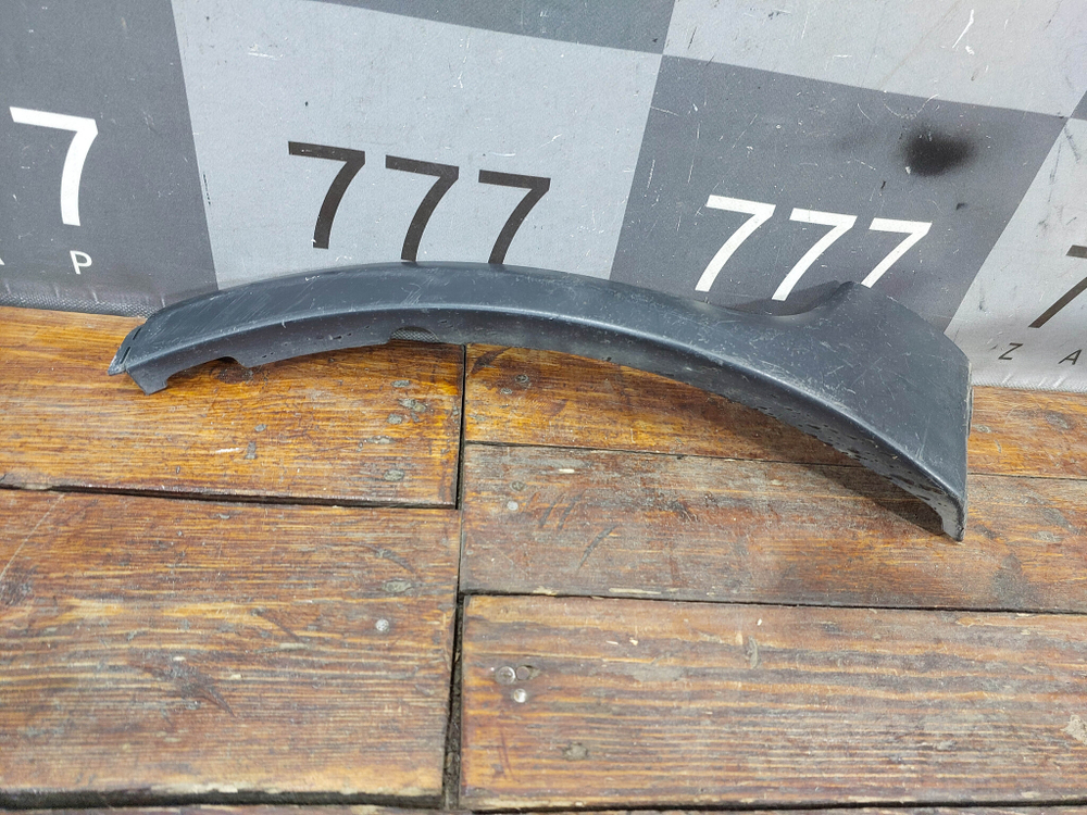 Накладка переднего бампера правая Suzuki SX4 1 06-14 Б/У Оригинал 7177179J0R