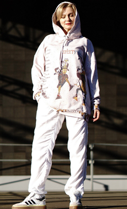 Худи "Трубадур", по мотивам фрагмента убранства раннехристианского английского манускрипта, 10 век