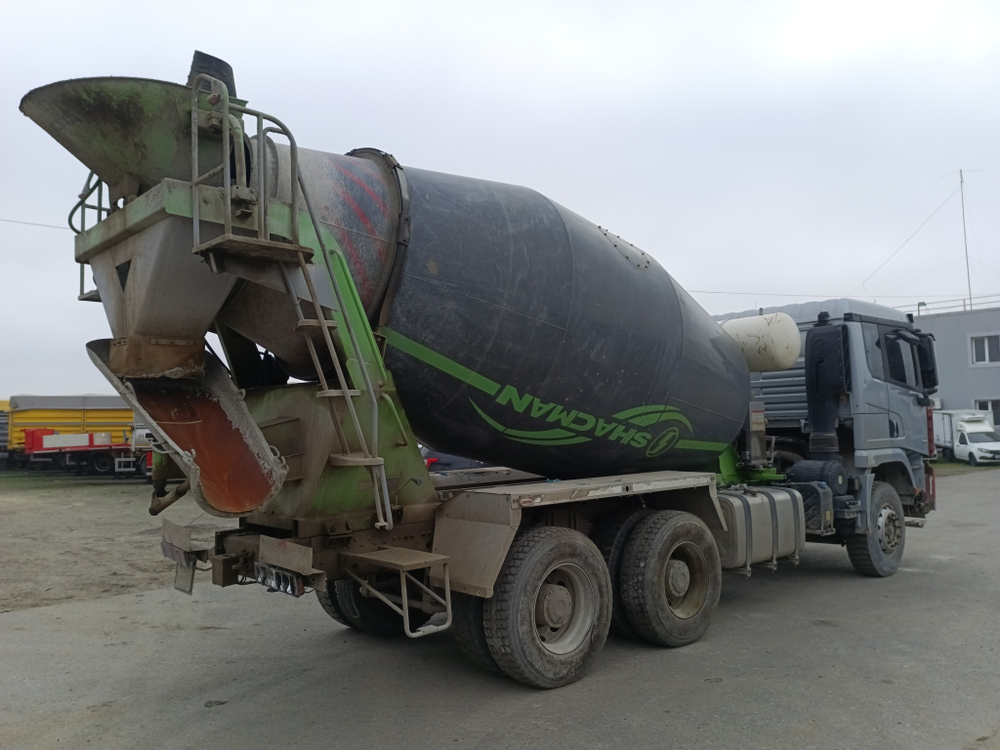 Shacman (Shaanxi) SX* 6x4 Автобетоносмеситель SX5258GJB6R384 (Дизельный, 9,7 л, 329 л.с., МТ)