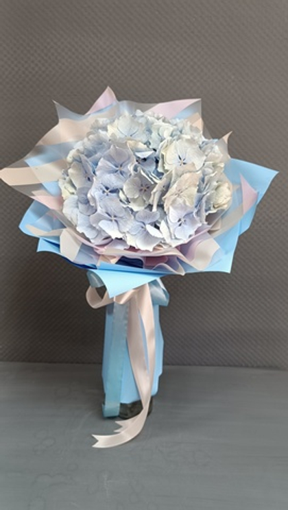 Букет из гортензии