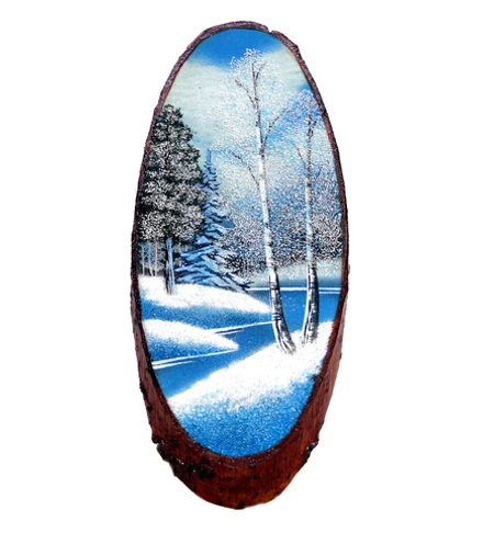 Панно на срезе дерева " Зимний пейзаж" размер : Длинна 40см , ширина 17см , толщина 2см.