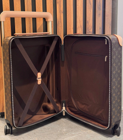 Дорожный чемодан Louis Vuitton