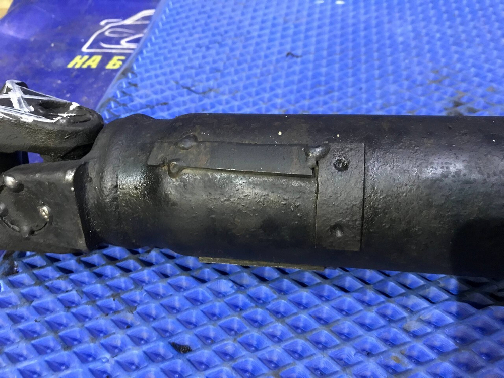 Карданный вал NISSAN LIBERTY 1998