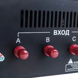 Ресанта АСН-4500/3-ЭМ трехфазный стабилизатор напряжения 63/4/2