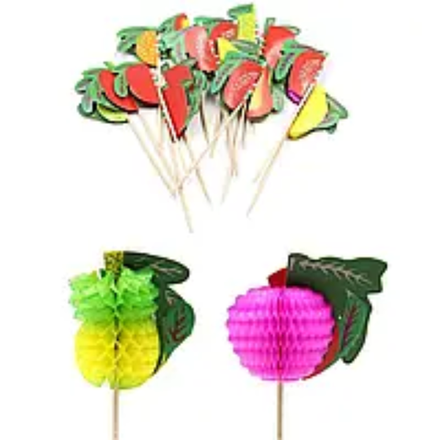 Бамбуковые шпажки с фруктами