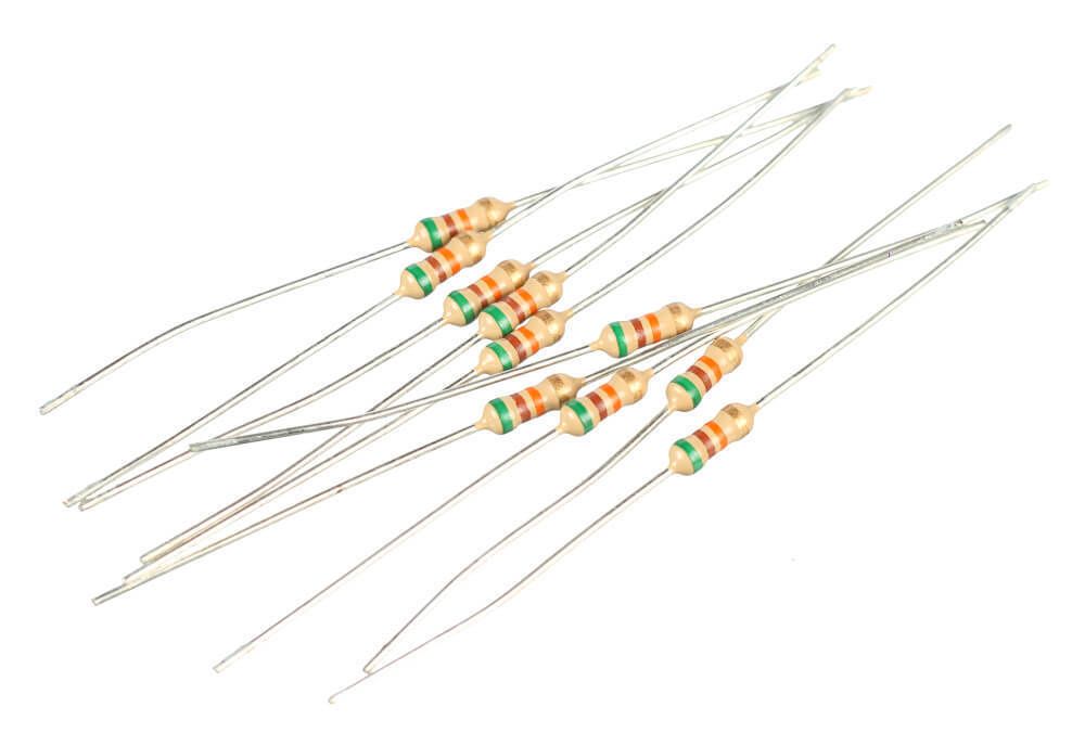 Резистор 0.125/0,25Вт:  2,7  кОм,  ±5%