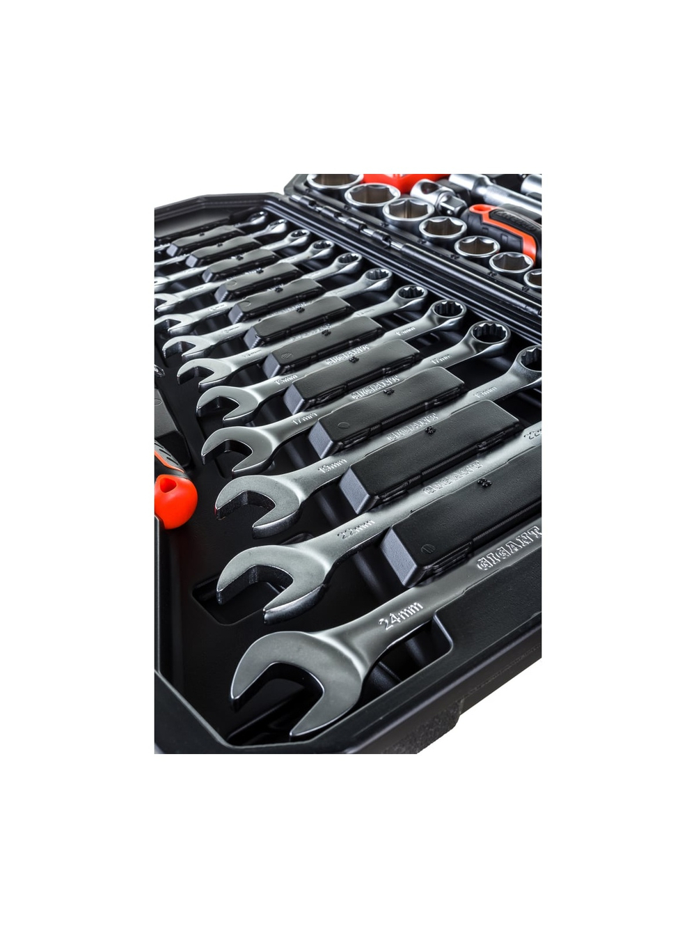 Набор автомобильного инструмента Gigant 88 предметов, Сталь Cr-V, GAS 88