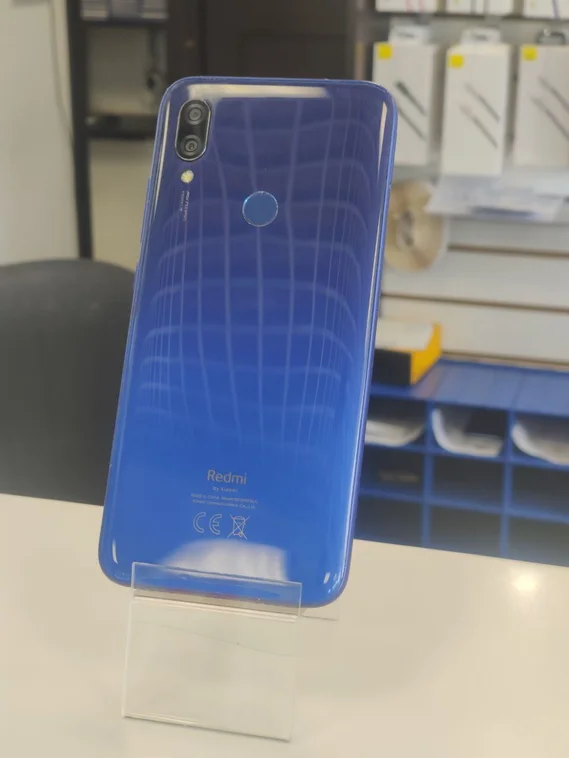 Смартфон Xiaomi Redmi 7 3/32GB Синий (Витринный)
