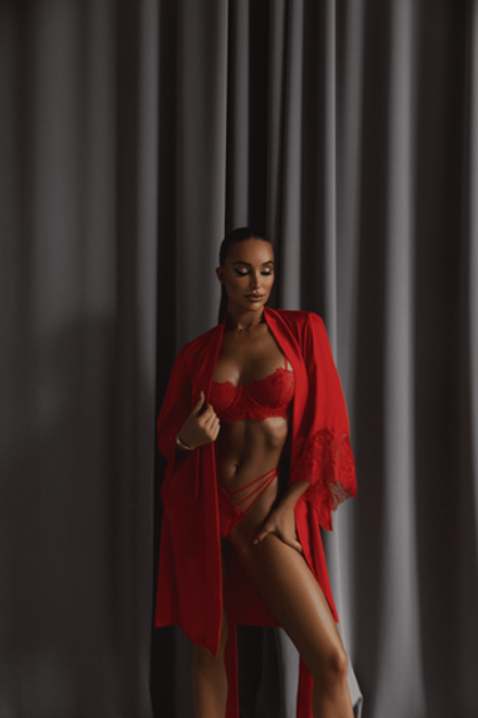 Короткий халат "Натали" в красном