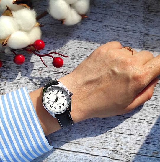 Наручные часы Casio LTP-1302L-7B