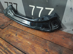 Кронштейн передней панели левый Skoda Rapid 2 20-нв Б/У Оригинал 60U805931