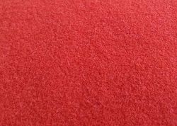 Ковер гимнастический красного цвета ворсом из полиэстера, толщина 30 мм