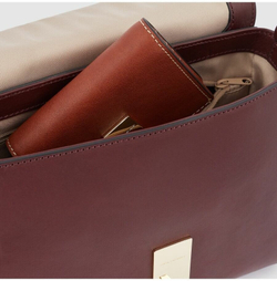 Сумка Piquadro Dafne Business BD5907DF/BO