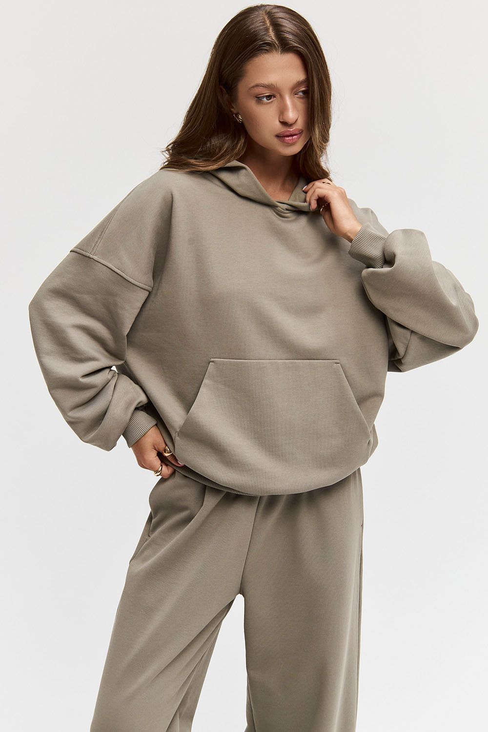 Худи свободного кроя цвета хаки
