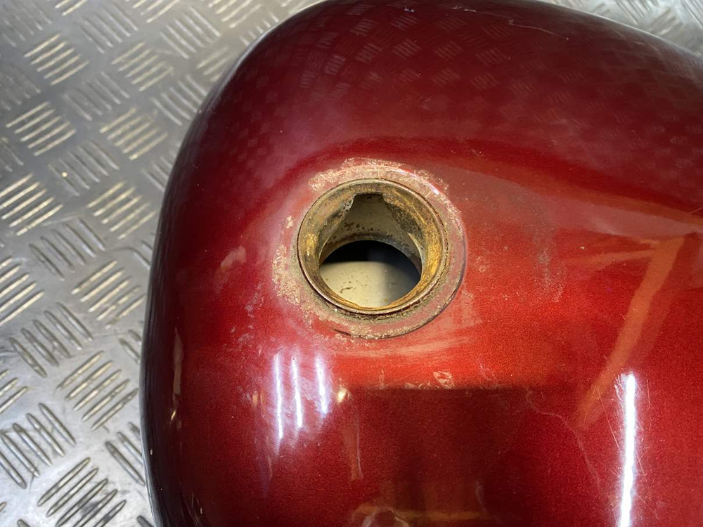 Бак топливный Suzuki Intruder VS750 VR51A