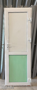 Дверь пластиковая входная Б/У 2000(в) x 700(ш)