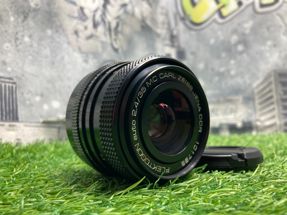 Carl Zeiss Jena DDR Flektogon 35mm 2.4 MC
