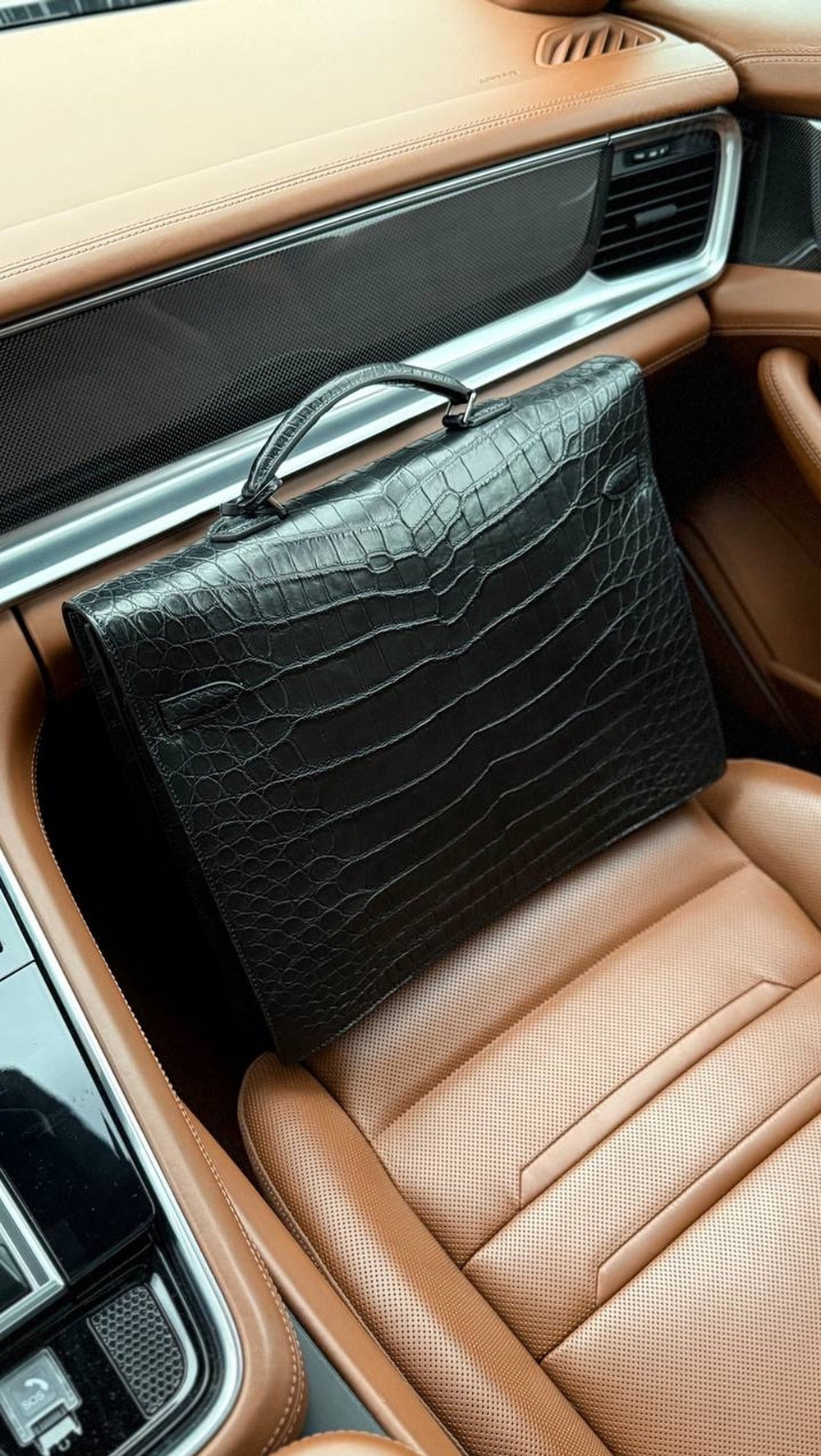 Портфель Hermes из кожи крокодила