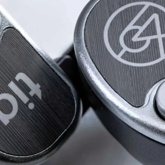 64 Audio U12t
