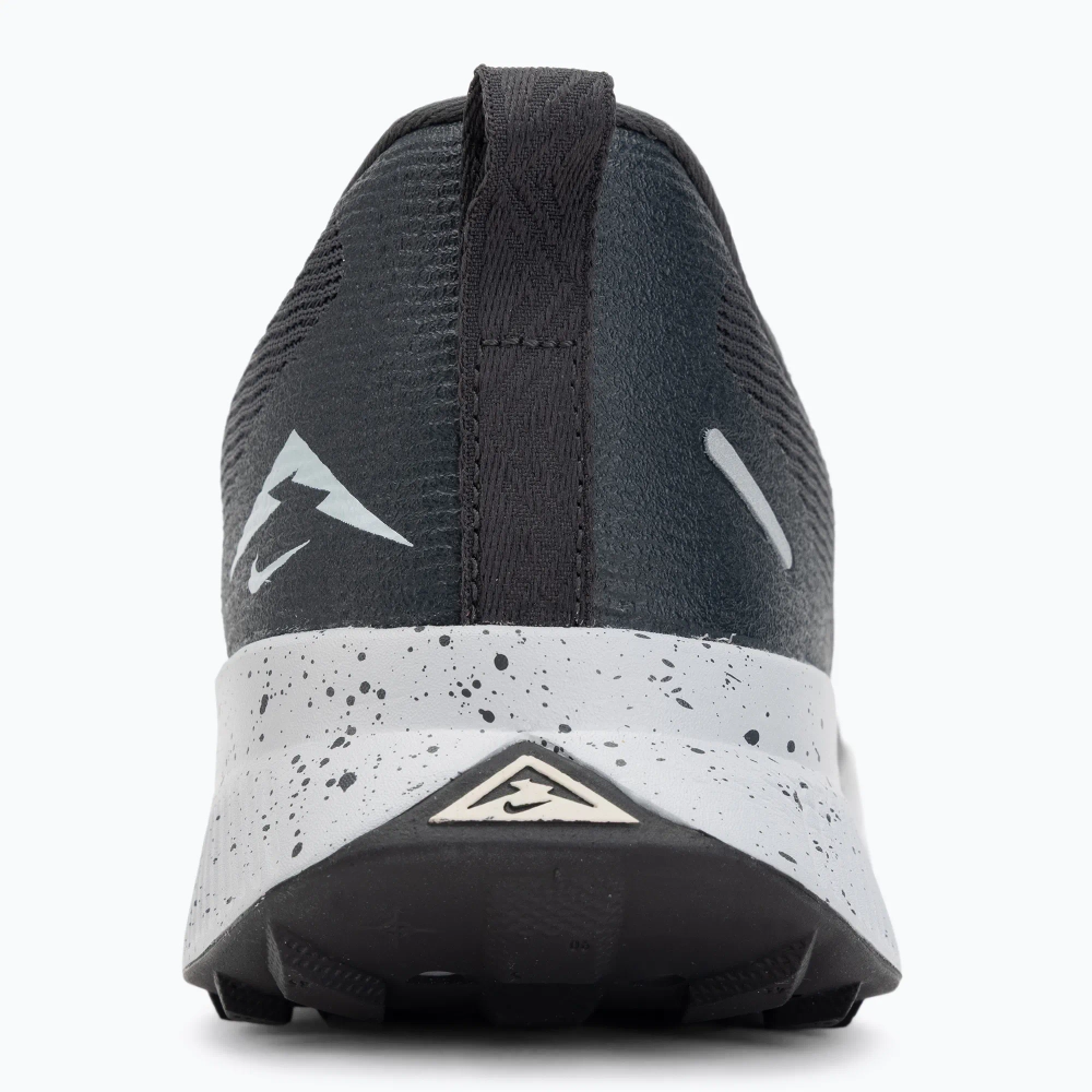 Кроссовки для бега Nike Juniper Trail 3 dark smoke grey/black/light orewood brown