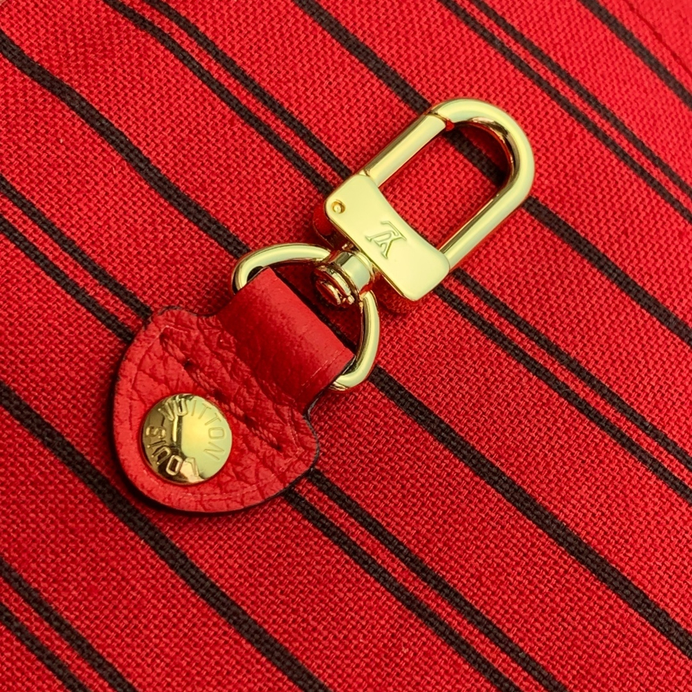 Louis Vuitton Neverfull Bandouliere Inside Out MM