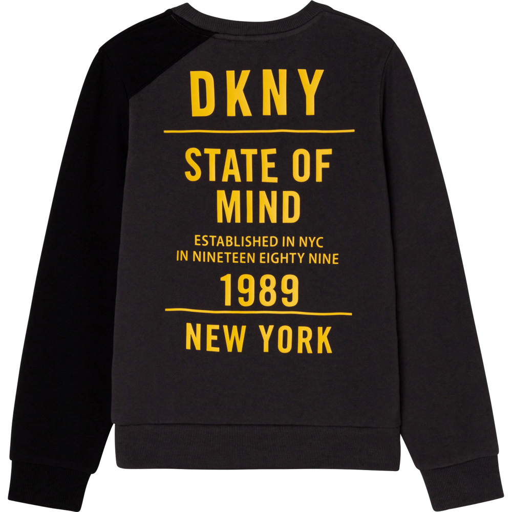 Свитшот DKNY Темно-серый/Черный рукав/Спинка: термопринт: желтые надписи Мальчик