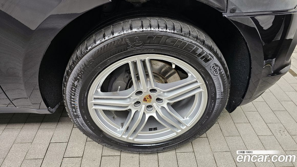 Porsche Macan 2.0 (06.2021)