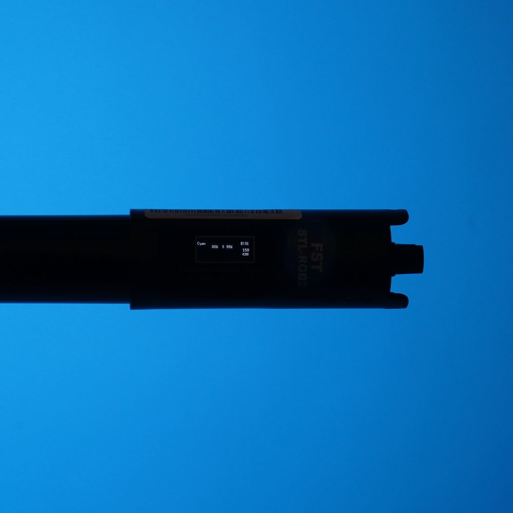 Светодиодный осветитель FST STL-RGB2