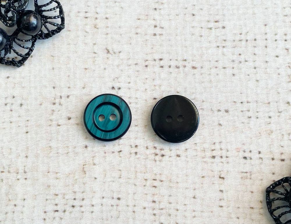 Пуговицы костюмные, d 2,1 см