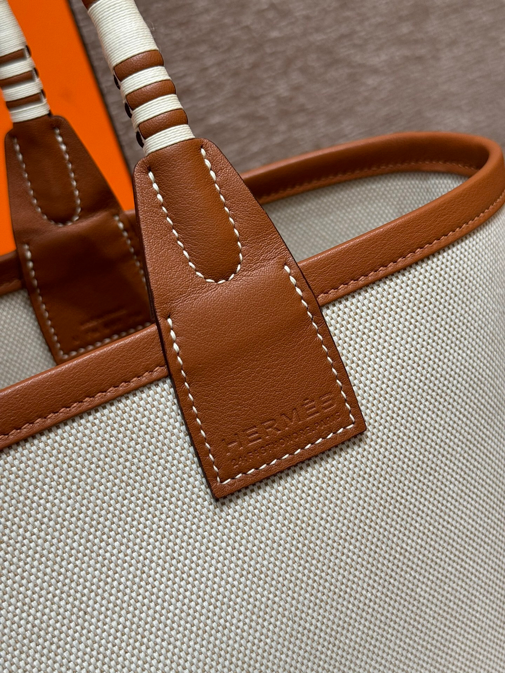 Hermes Steeple 28 cm