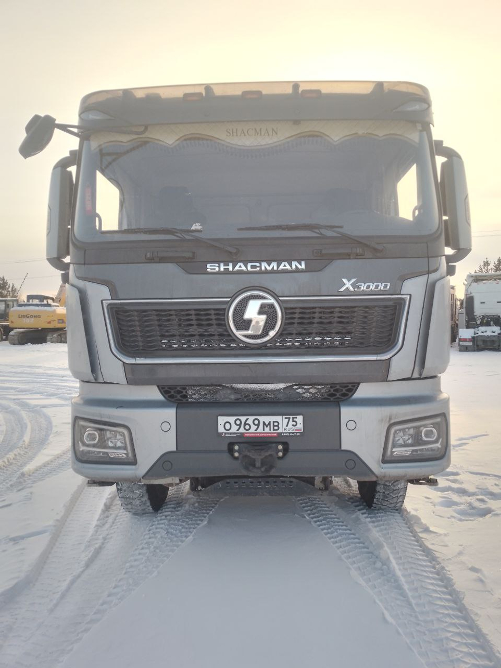 Shacman (Shaanxi) SX* 8x4 Самосвал SX331863366 (Дизельный, 12,5 л, 551 л.с., МТ)
