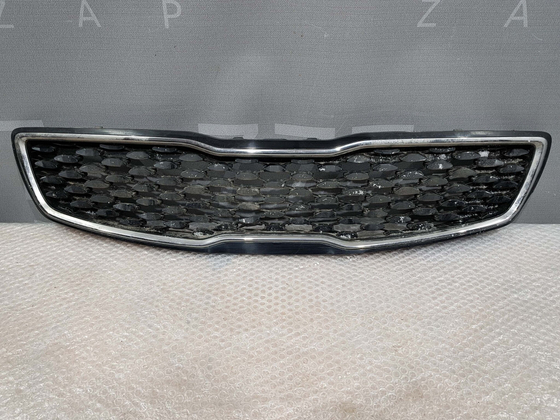 Решетка радиатора Kia Cerato 3 (YD)  Б/У Оригинал 86352A7810