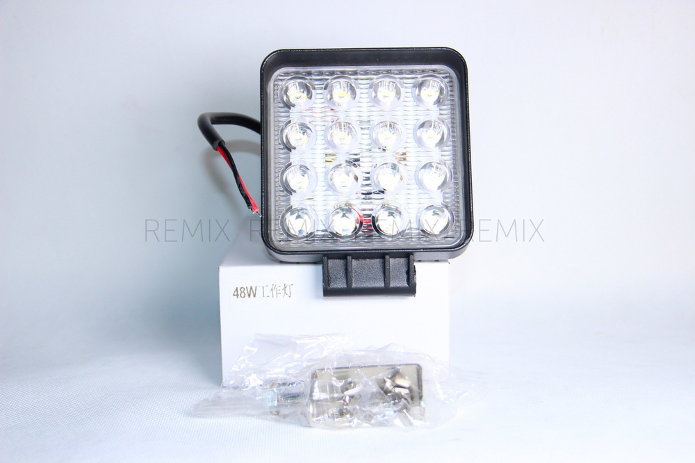 Светодиодная LED фара 48W (ближний дополнительный свет, квадратная белая малая)