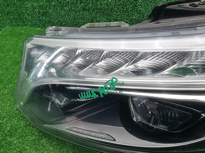 Фара левая Mercedes V w447 (2014-н.в.) LED
