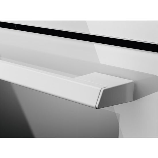 Электрический духовой шкаф Electrolux OED3H50V белый