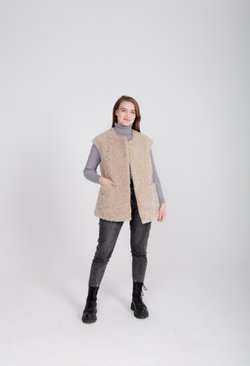 женский жилет из овчины