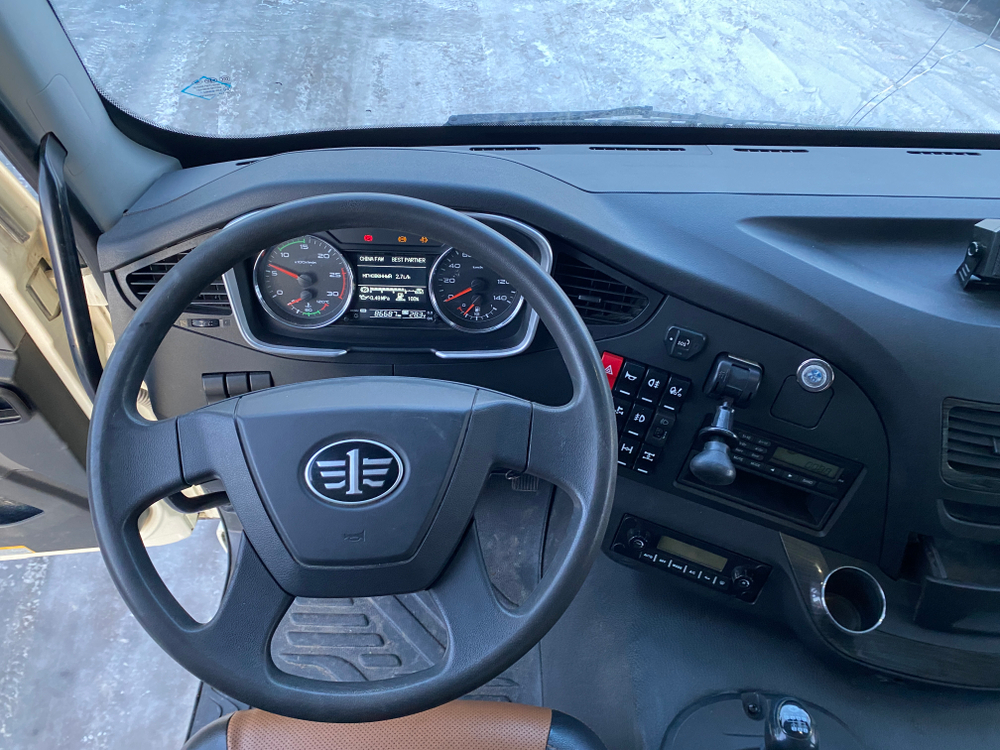 FAW J6 6x4 Самосвал СА3250Р66K24T1E5 (Дизельный, 11,1 л, 390 л.с., МТ)