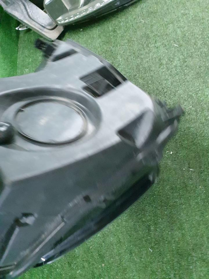 Битая Фара левая Mercedes GLC X253 (2019-2022) LED