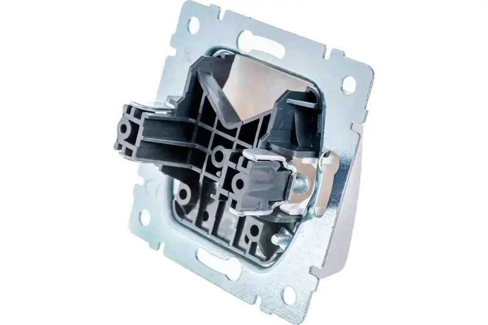 774447 Legrand Valena Кабельный вывод/ Белая