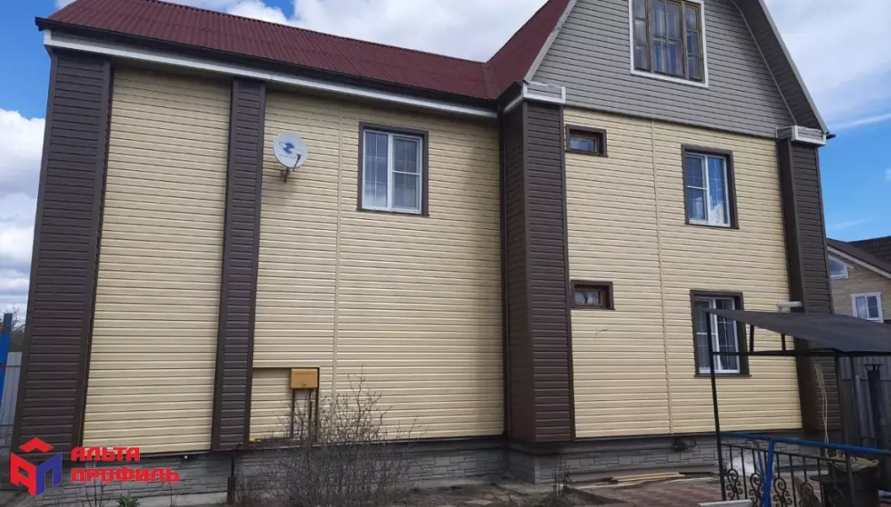 Сайдинг виниловый Альта-Профиль Корабельный брус Канада+ Премиум Орех тёмный 3660х230 мм