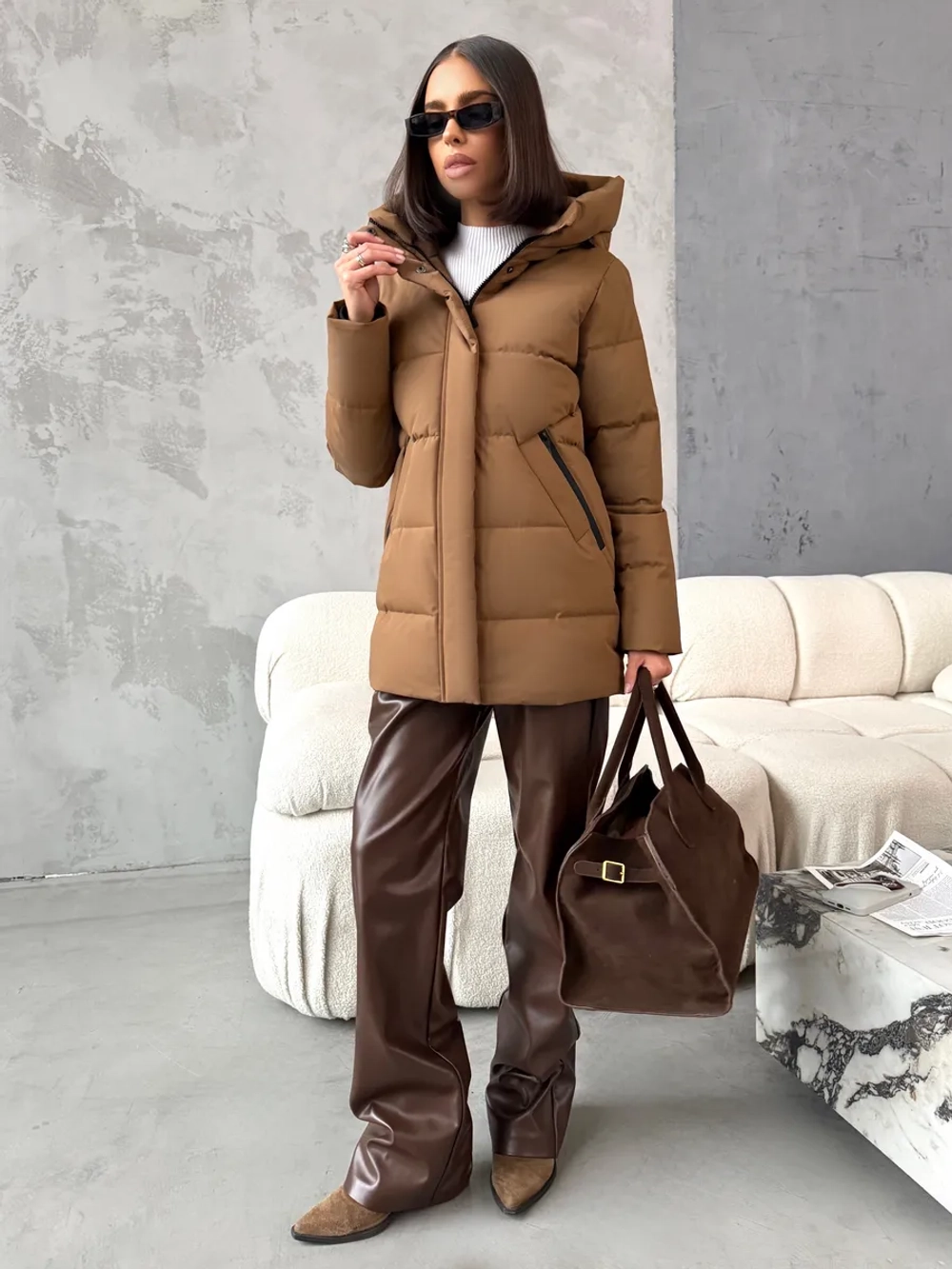 Куртка весенняя удлиненная с капюшоном