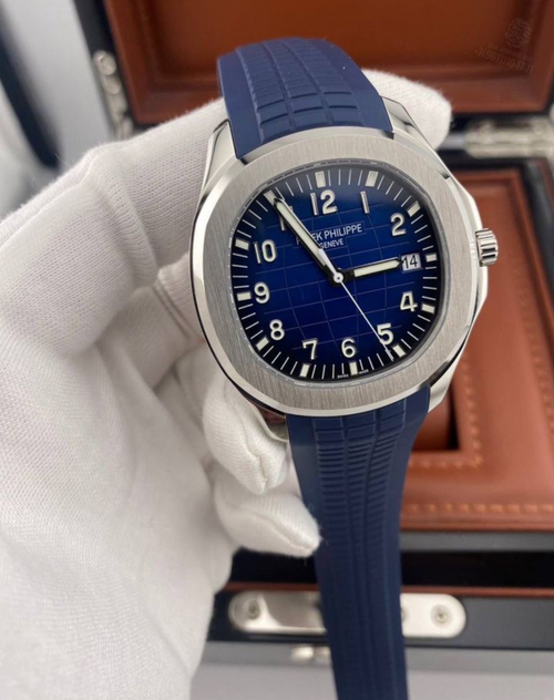 Часы Patek Philippe Nautilus