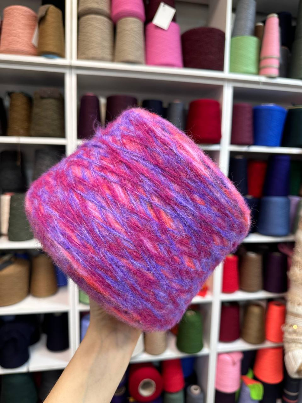 SOFT MOVIE - Filpucci; 32% вспушенный меринос, 28% альпака вспушенная, 40% п/а; 250м/100гр; col.ST3106, цвет: розово-сиренево-малиново-фиолетовый меланж; S501