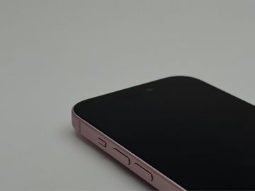 iPhone 15 128Gb Pink