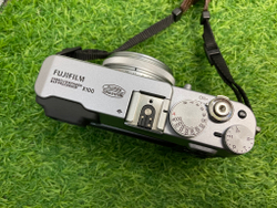Fujifilm FinePix X100