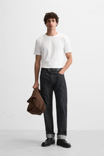 Базовая футболка slim fit