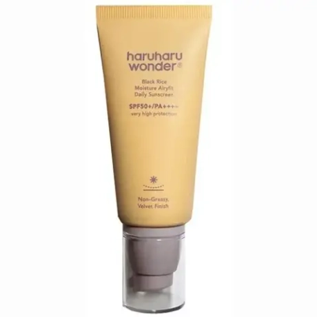 Крем солнцезащитный HARUHARU Wonder Black Rice Moisture Airyfit Sunscreen SPF50+/PA++++ 50 мл