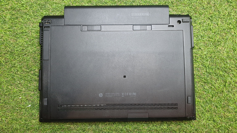 Ноутбук HP i5/6 Gb